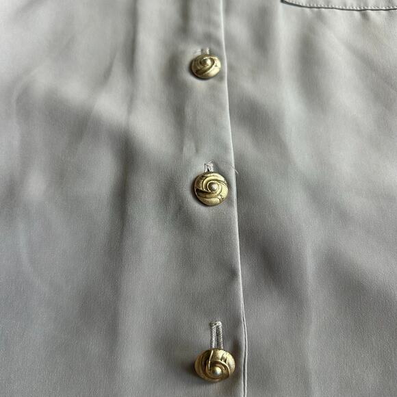 VNTG Tradition Butterfly Embroidered Short Sleeve, Silk Like Button Up- 2XL - Picture 5 of 10